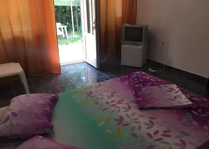 Bungalow Eforie Nord 山林小屋 艾福雷诺德